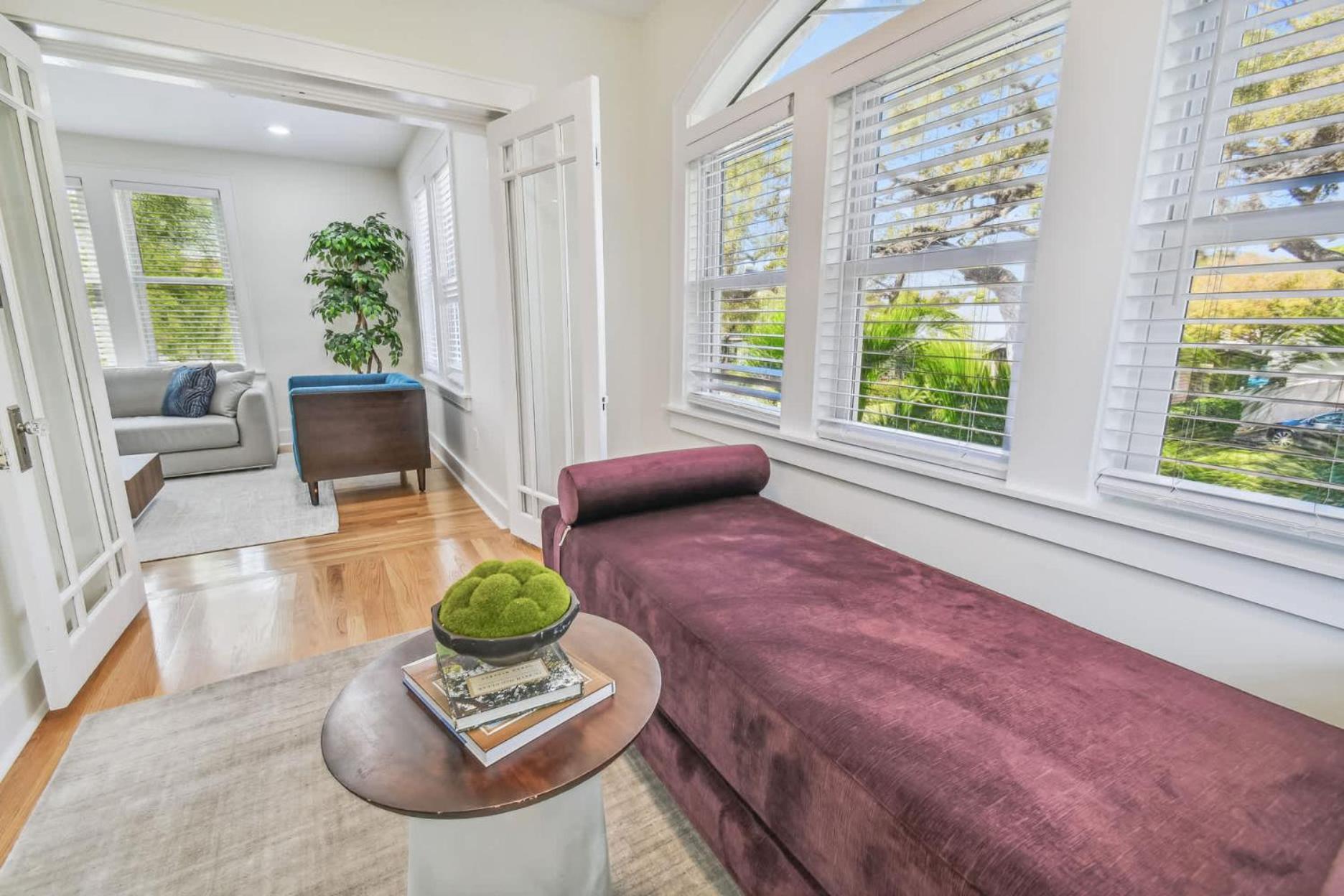 Appartement Floor - Sun Filled - Jacuzzi - Pets Ok St. Petersburg